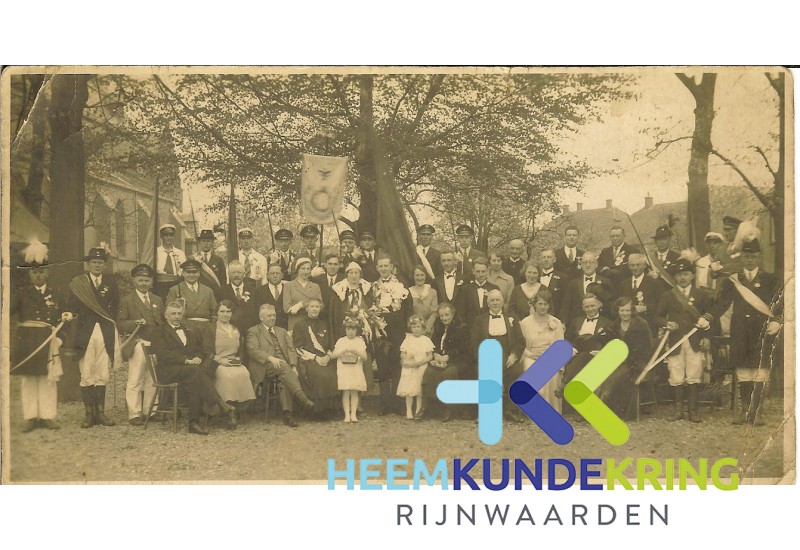 1932 Koning J.C. Wichers Koningin C.E. Wichers d`Harvant dikke toren blz 229 Coll. H.Seising F00002801